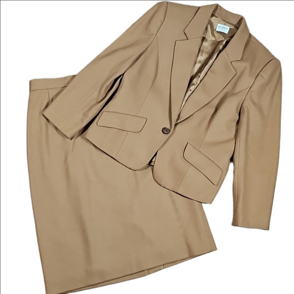Koret Dresses & Skirts - Vintage 70s 80s Koret 100% Wool Camel Tan 2 Piece Skirt & Blazer Coord Suit Set
